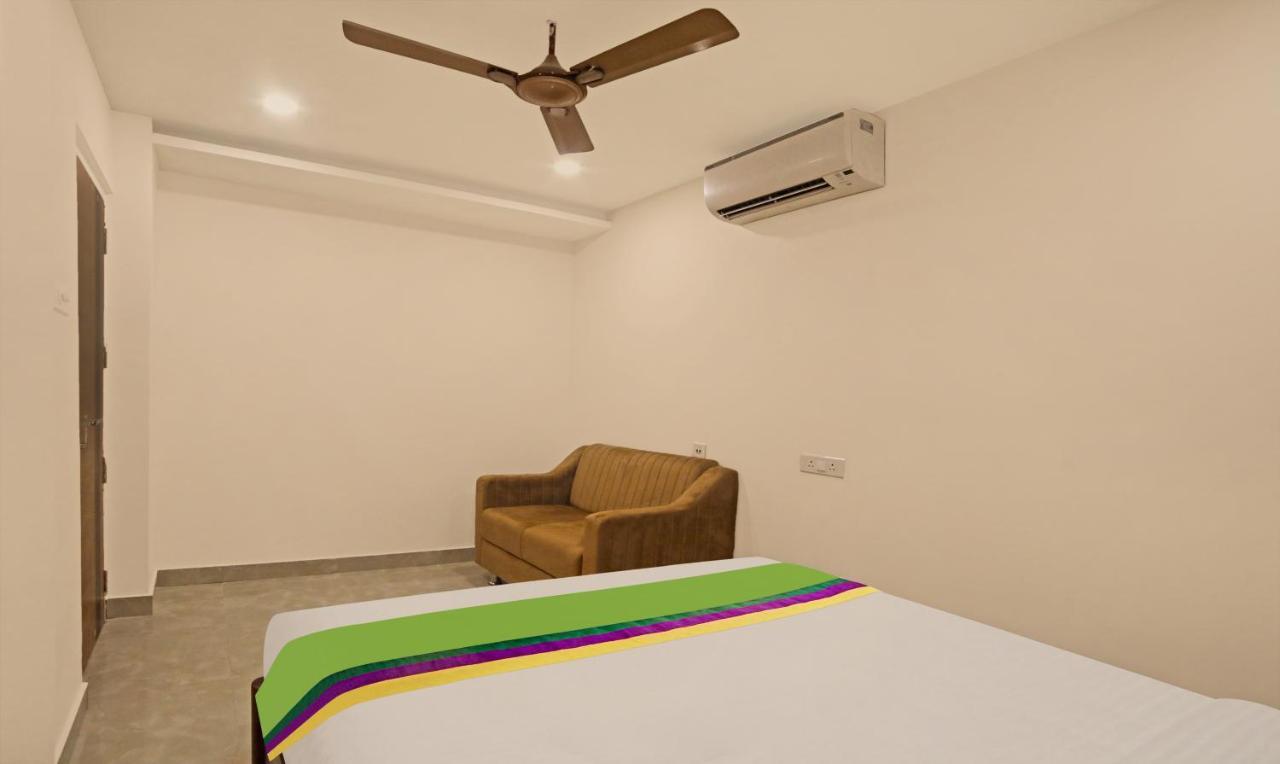 Treebo Lazystay Elite บูบันเนสชวาร์ ภายนอก รูปภาพ