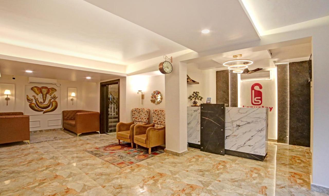 Treebo Lazystay Elite บูบันเนสชวาร์ ภายนอก รูปภาพ